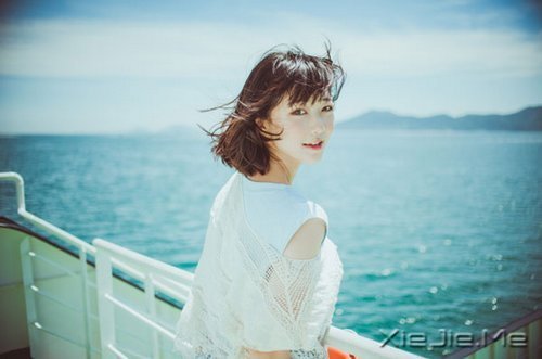 �����ӹ���ʫ���򵥶����� (1)