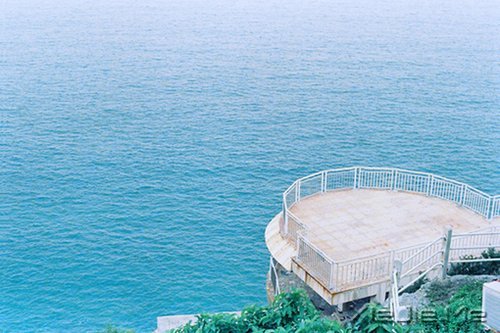 �ú������һ���ӽ��Ҹ����� (2)